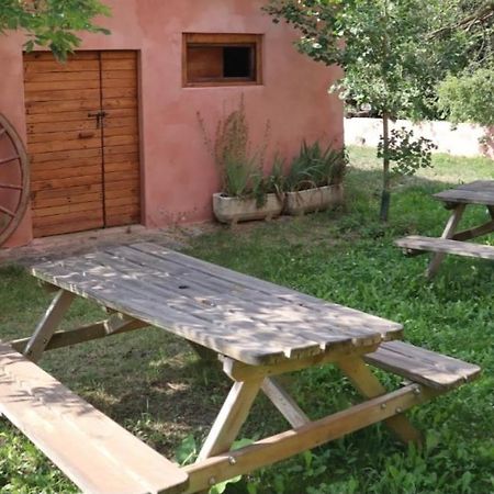 Bed and Breakfast Cal Calau Planoles Exterior foto