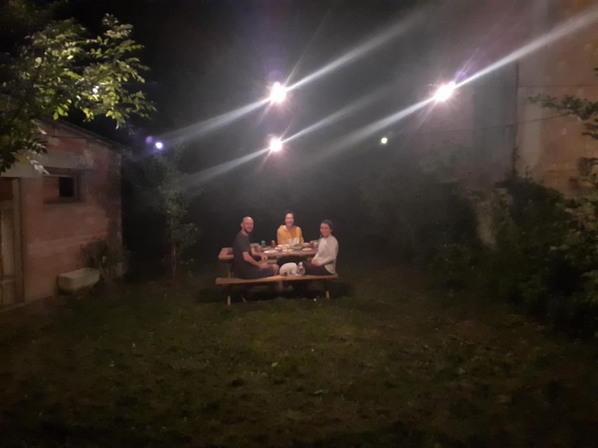 Bed and Breakfast Cal Calau Planoles Exterior foto
